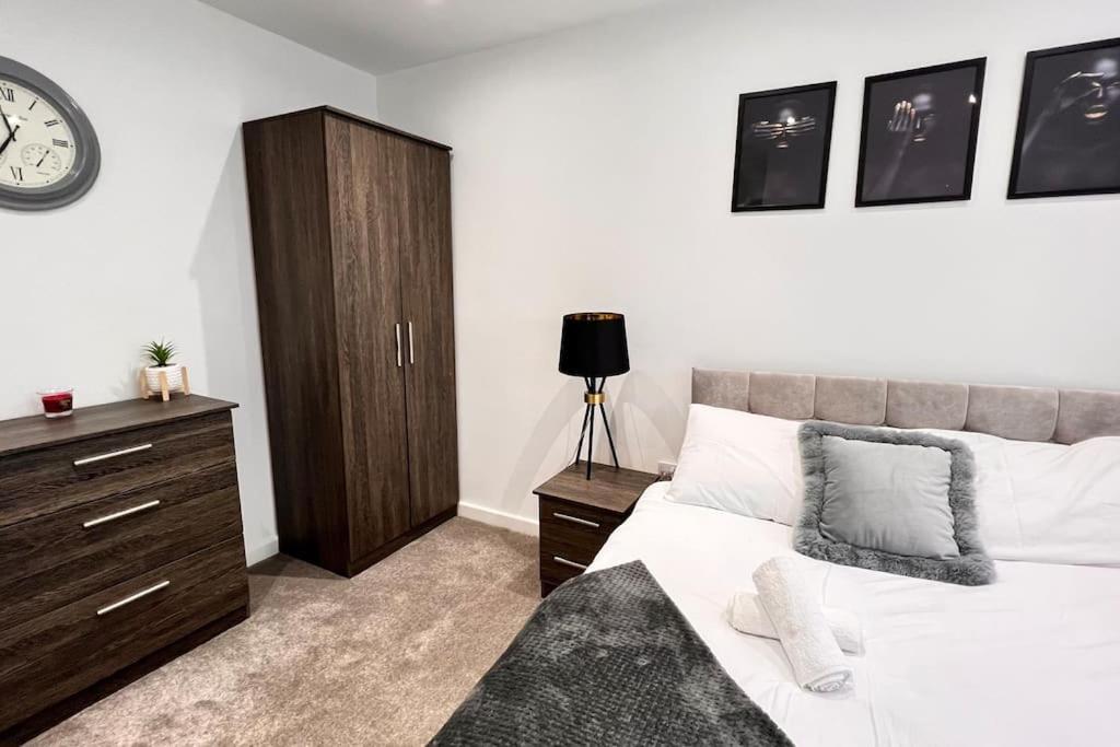 דירות Top Floor Gem In Liverpool City Centre מראה חיצוני תמונה